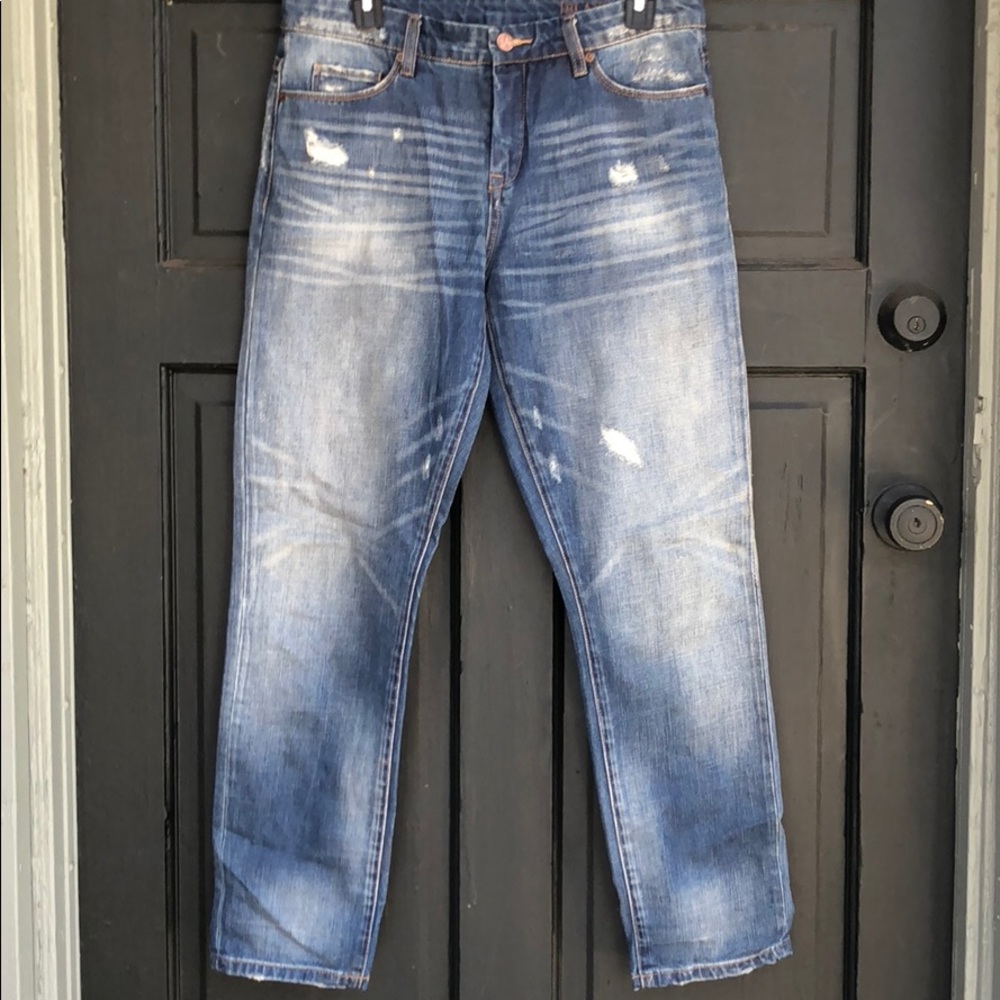 Blank NYC Distressed Jeans J35